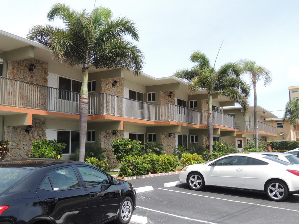 Aqua Mar Condos Pompano Beach Buitenkant foto
