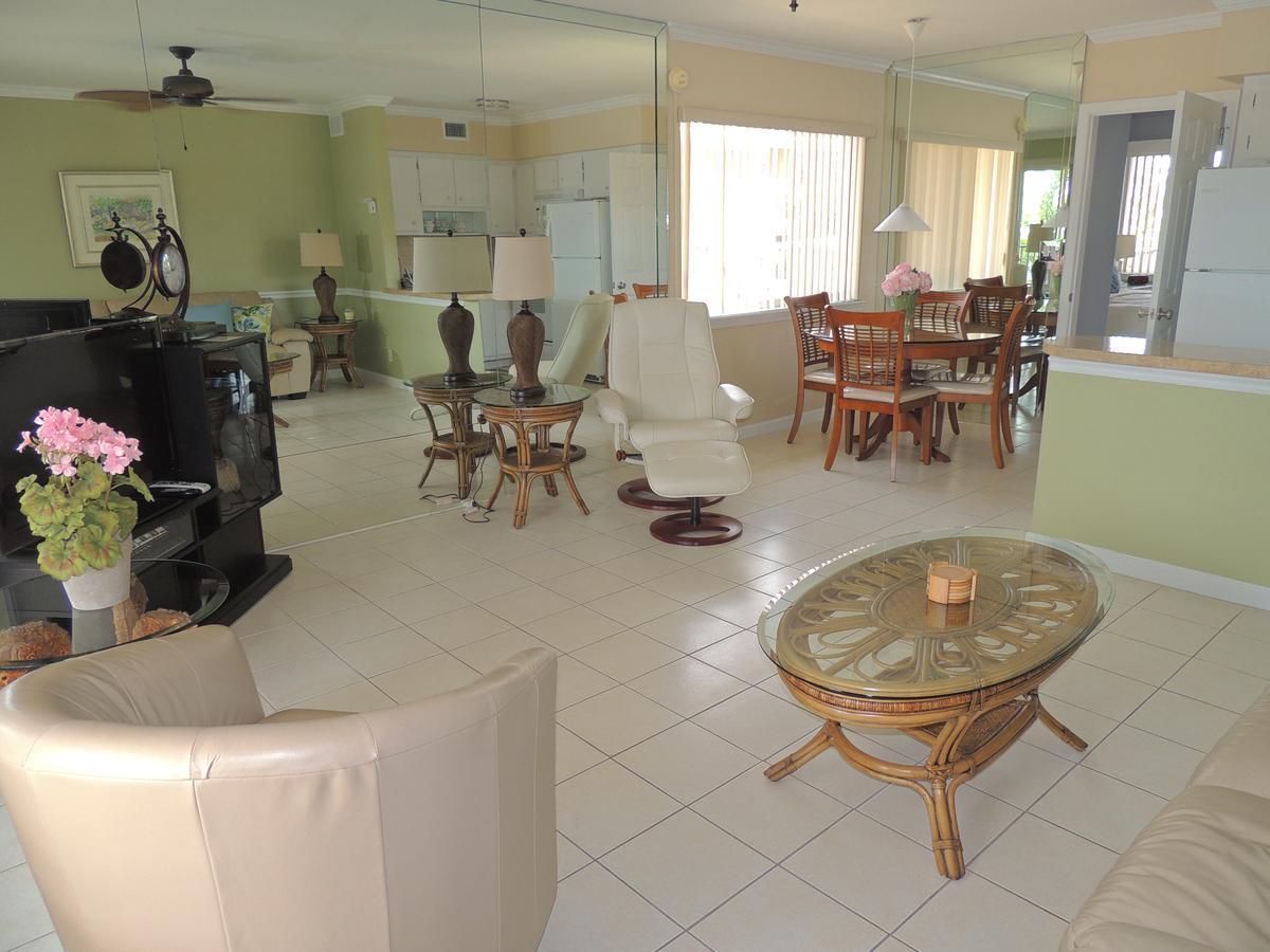 Aqua Mar Condos Pompano Beach Buitenkant foto