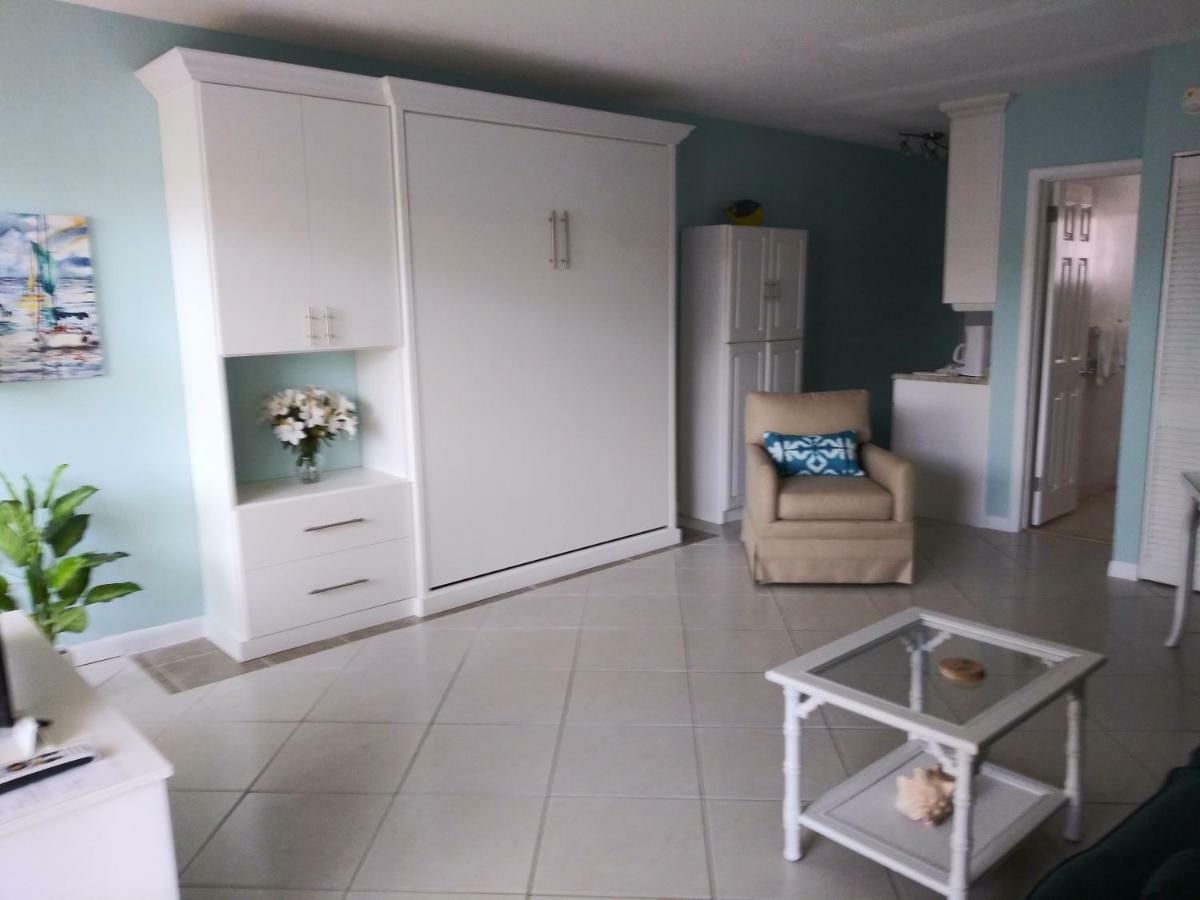 Aqua Mar Condos Pompano Beach Buitenkant foto